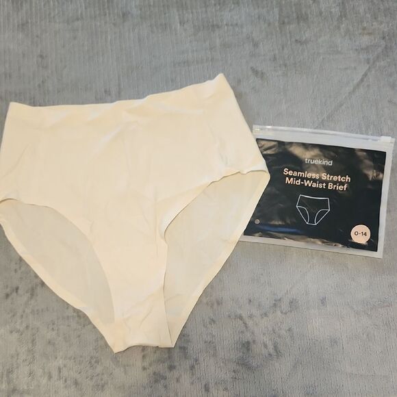 Truekind Shapermint Seamless Stretch Mid-Waist Brief One Size 0-14 - Picture 1 of 4
